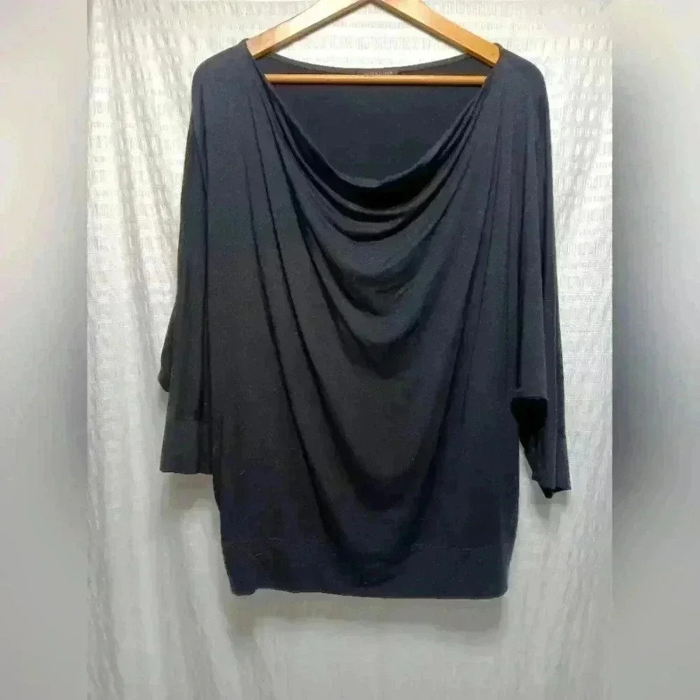 Eileen Fisher Crew neck 3/4  length Butterfly sleeve Top. Size L